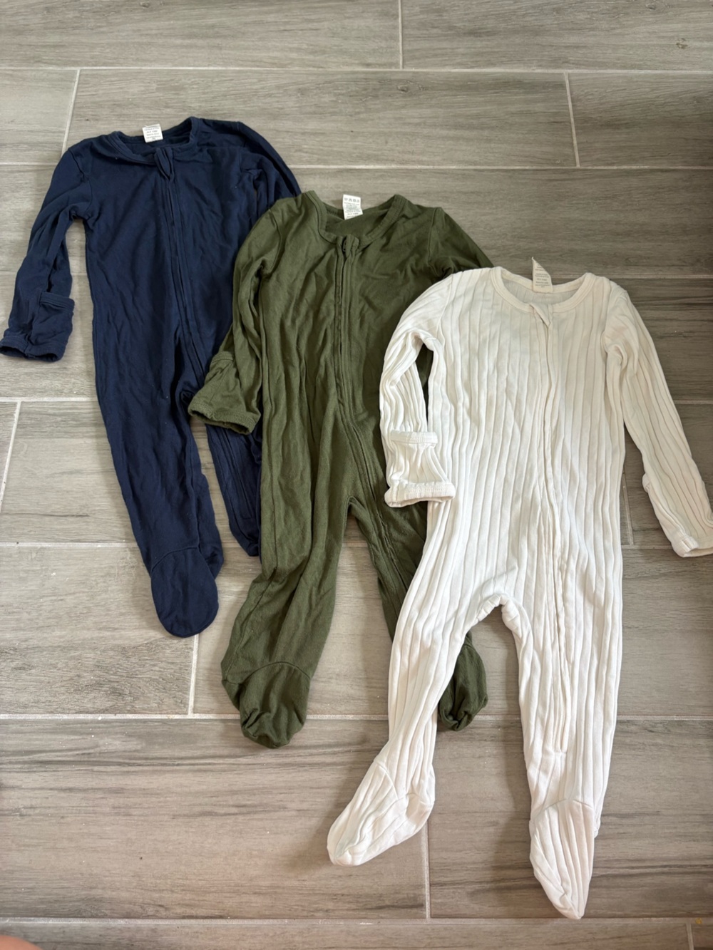 Kate Quinn Earthy Solid Pajama Sleeper 3-Pack Lot - Size 6-9 Months